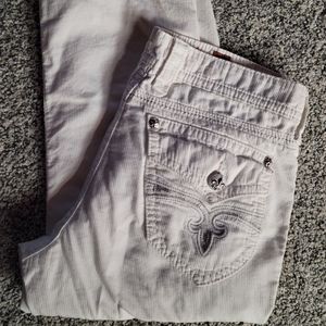 Rock Revival Crop 28